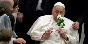 Pope Francis asks the faithful to do penance for end of wars