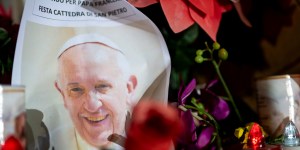 Pope shows &#8216;slight improvement&#8217;; he thanks &#8216;entire People of God&#8217;