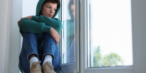 How to help your teen cope with a young person’s suicide
