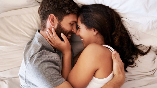 couple-bed-
