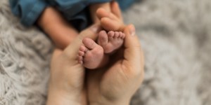 Baby born weighing just 8 ounces goes home from the hospital