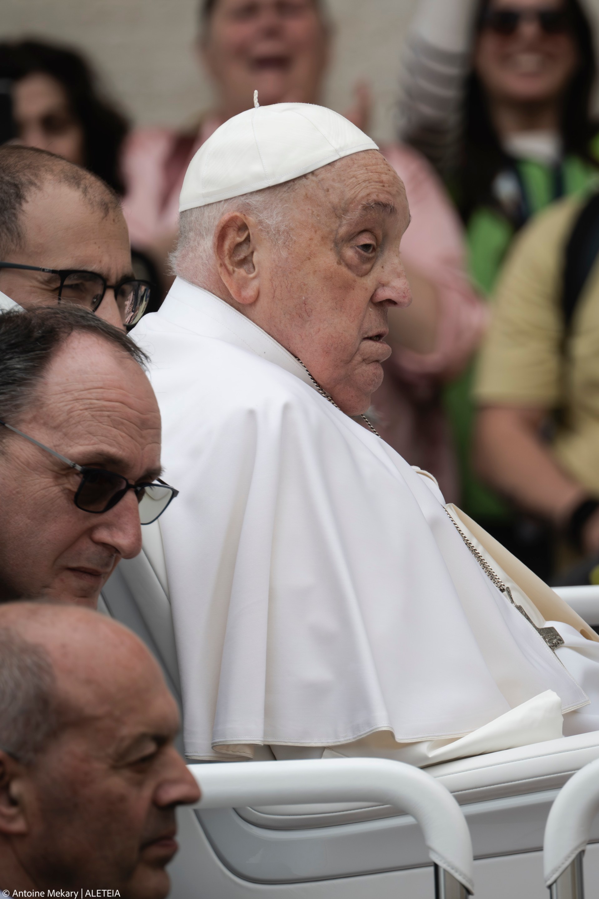 EASTER-VATICAN-POPE-EASTER2025