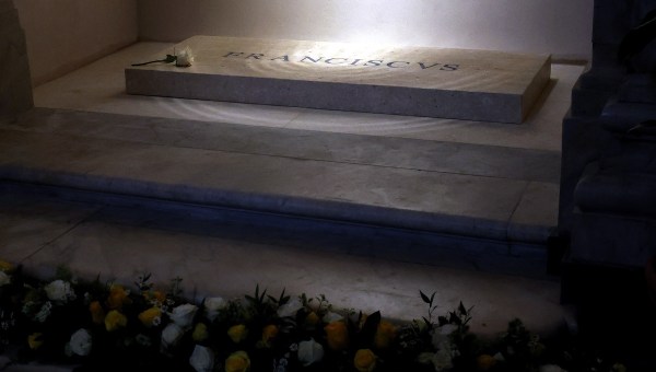 Francis tomb