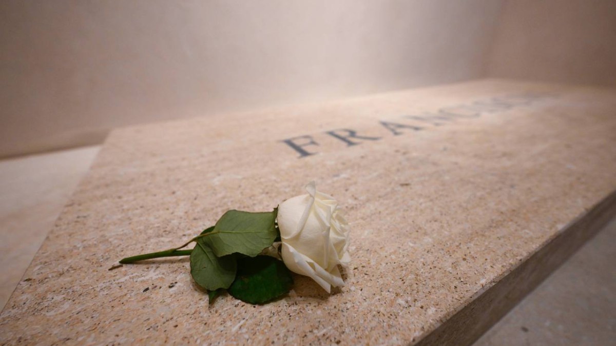 Some photos of Pope Francis' tomb at the Basilica of Saint Mary Major, Sunday, April 27, 2025