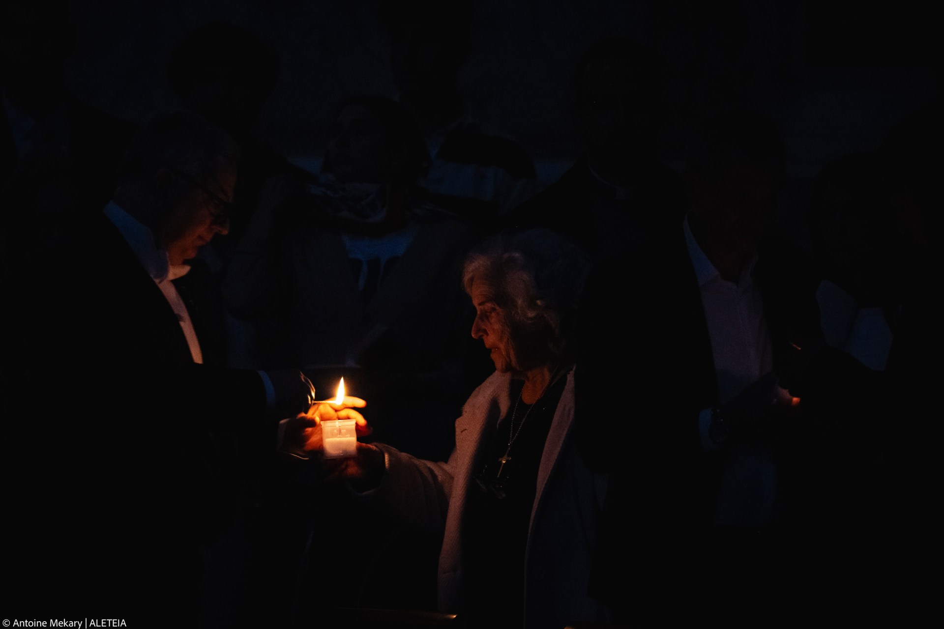 VATICAN-EASTER-VIGIL-2025
