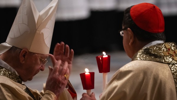 VATICAN-EASTER-VIGIL-2025