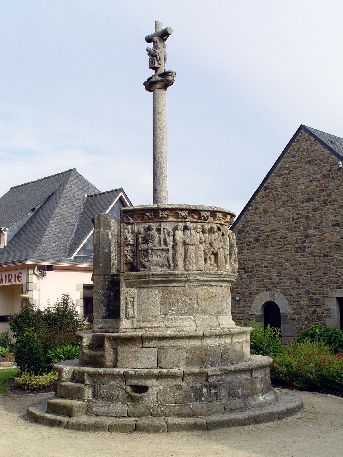 Pleubian (Côtes-d’Armor) église Saint-Georges