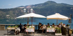 Pope Leo XIV makes day trip to Castel Gandolfo