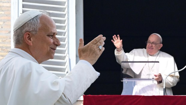 Photo montage of Pope Leo XIV and Pope Francis