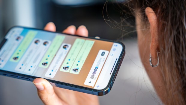 Voice message WhatsApp phone media