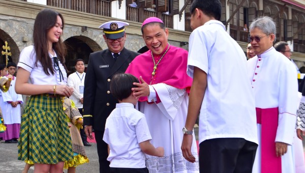 Corner Item Image - New president of Filipino bishops has amazing guardian angel story