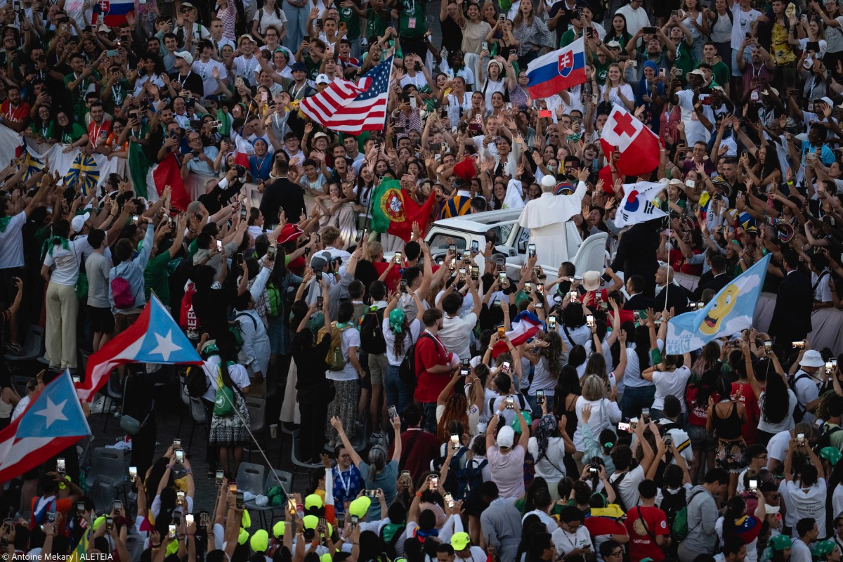 {"rendered":"(Slideshow) Opening Mass Jubilee of Youth 2025"}