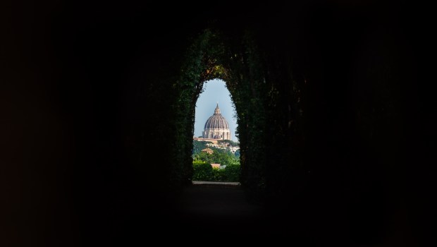 Rome key hole St. Peters
