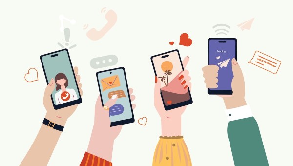 social-media-smartphones-drawing-hands