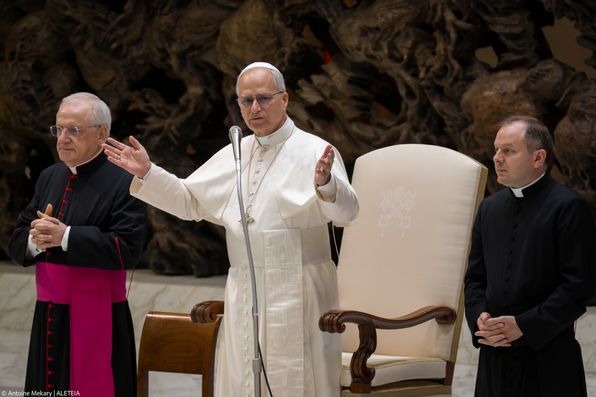 Leo XIV: Christian politicians must be coherent with faith