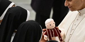 Reaching ‘familiarity’ with God: Pope Leo’s advice