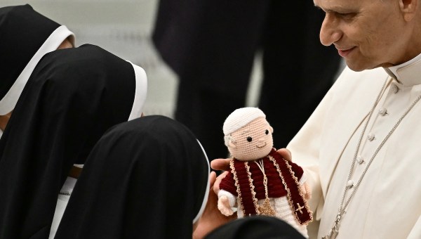 Pope-Leo-nuns-crochet-doll