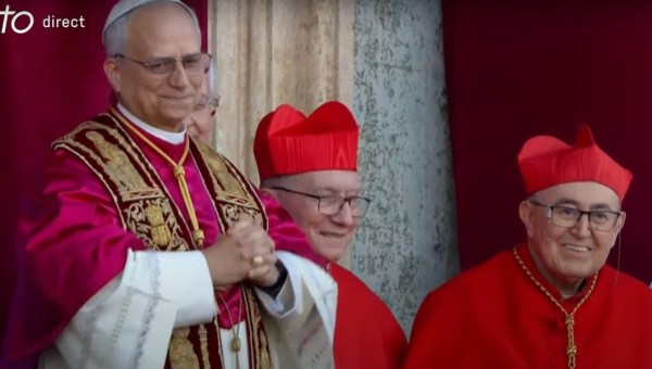 Cardinal Puljic (right) next to Cardinal Parolin and Pope Leo XIV on May 8, 2025