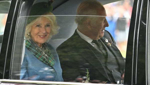 Charles-Camilla-in-car