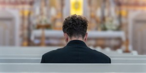 Pope: “What matters is not to be ordained, but to be truly priests”