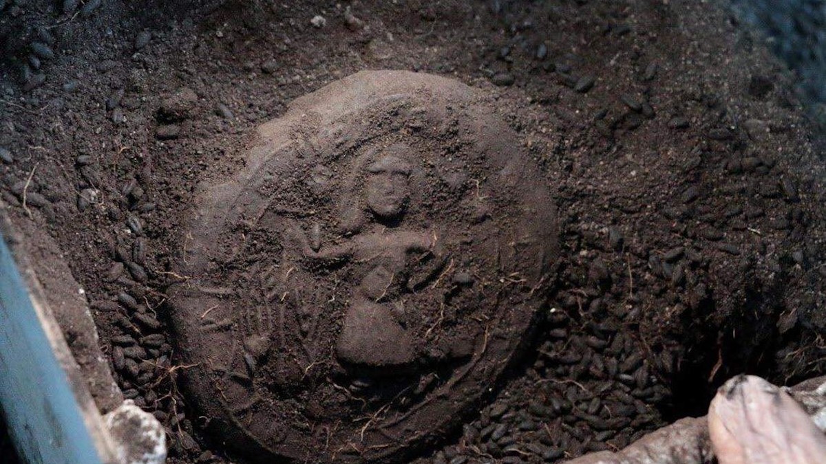 Topraktepe-bread-3-1.jpg