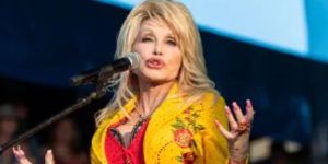 Dolly Parton at 80: “I ain’t got time to get old”