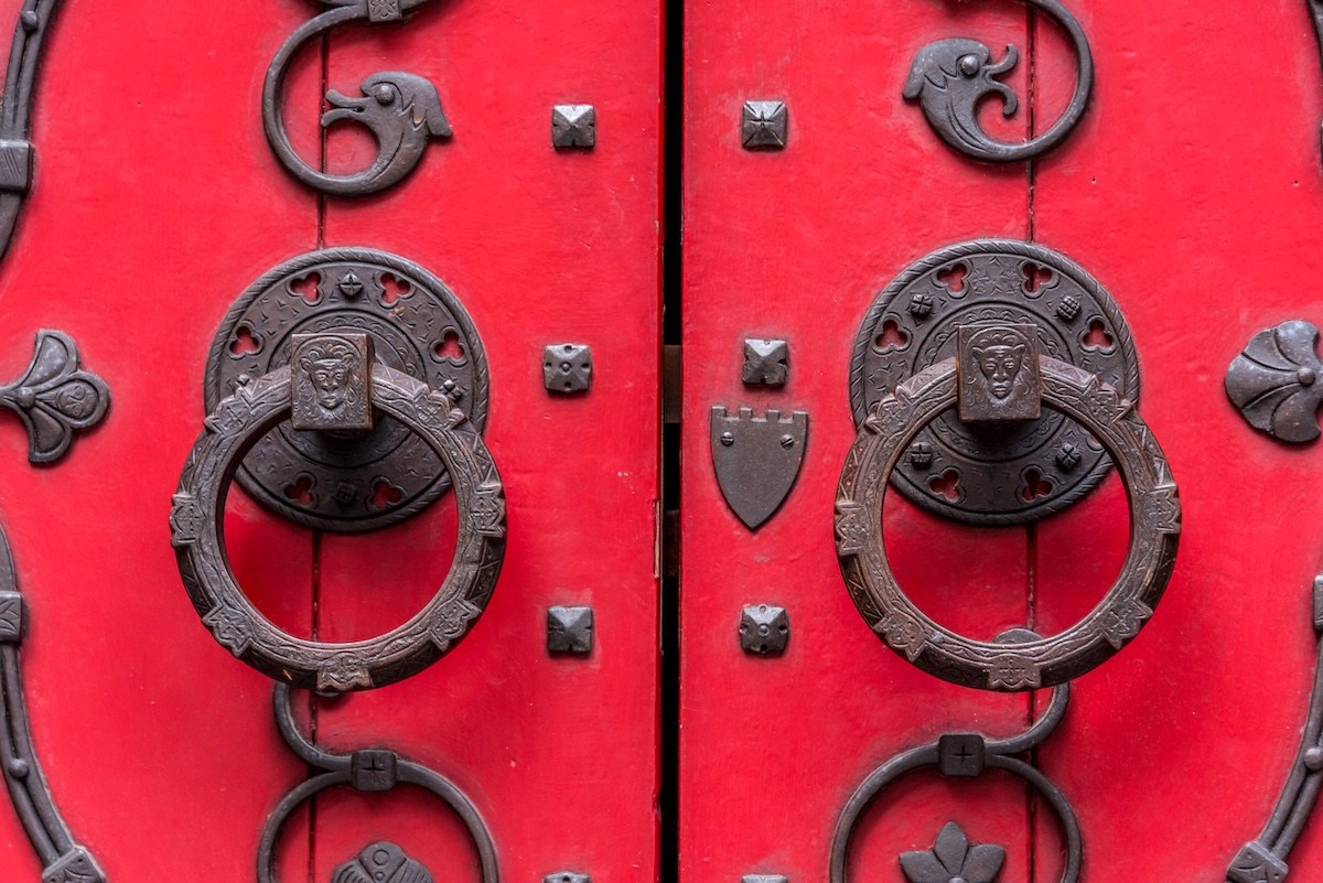 philadelphia-church-door.jpg