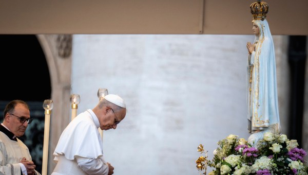 pope-leo-XIV-prayer-vigil-rosary-