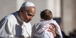 Pope: Never be violent, neither with words nor with gestures. Never!