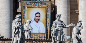 Who is the Venezuelan saint the Pope keeps mentioning?