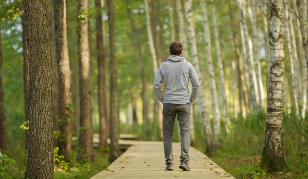 Corner Hero Image - Why walking might be the prayer we’ve forgotten