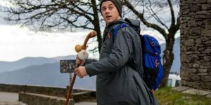 Actor David Henrie posts about walking Camino de Santiago