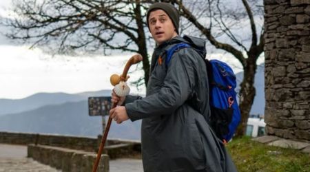 Actor David Henrie posts about walking Camino de Santiago