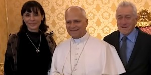 When Robert de Niro meets Pope Leo on trip to the Vatican