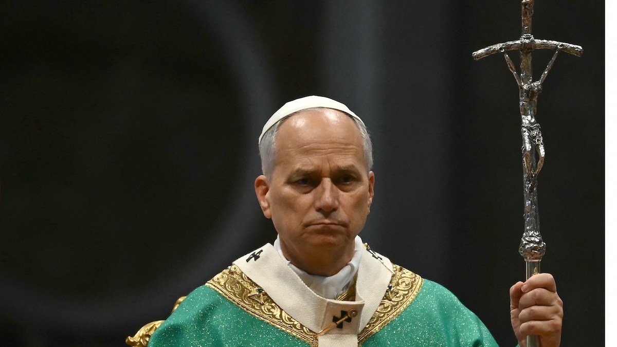 leo-grim-face-crucifix.jpg