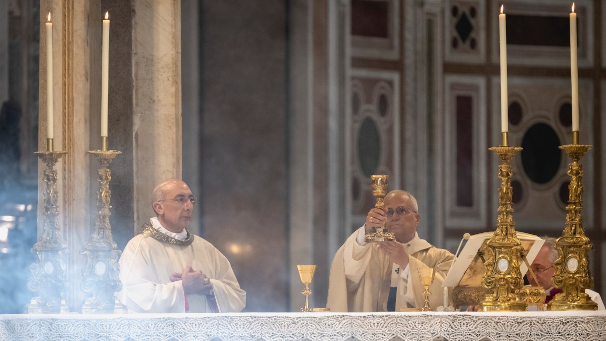 pope-leo-xiv-mass-saint-john-Lateran