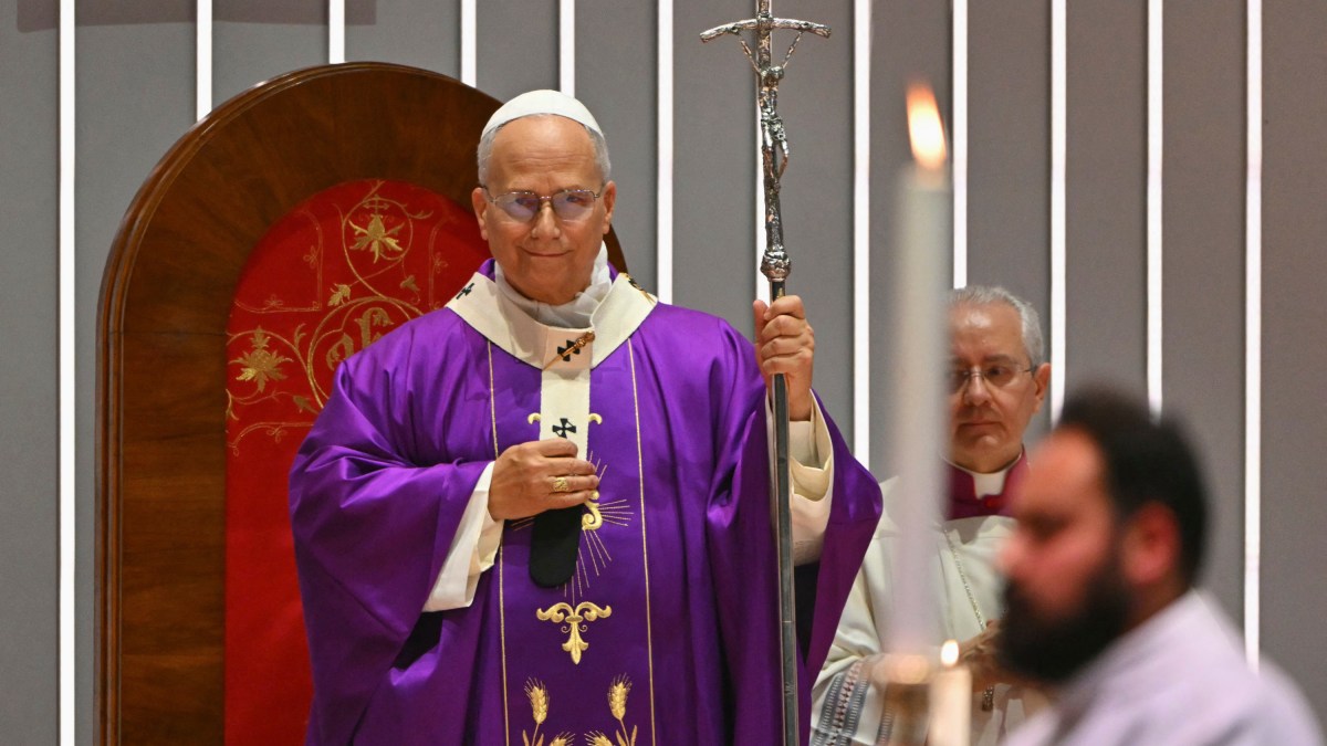pope-leo-xiv-mass-volkswagen-arena-istanbul