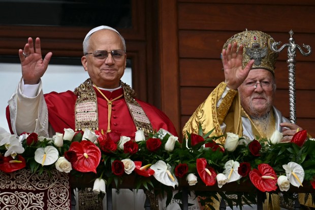 pope-leo-xiv-patriarch-bartholomew-i-patriarchal-church-saint-george-istanbul