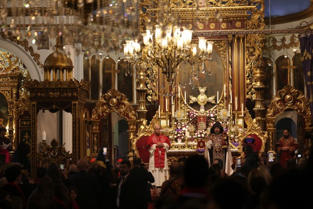pope-leo-xiv-patriarch-sahak-ii-armenian-apostolic-cathedral-istanbul
