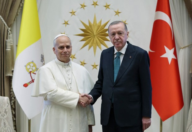president-recep-tayyip-erdogan-meeting-pope-leo-XIV-ankara-afp-