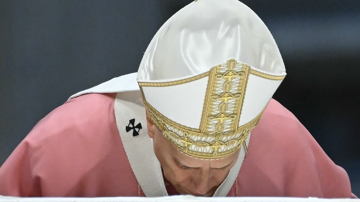 leo-gaudete-sunday2.jpg