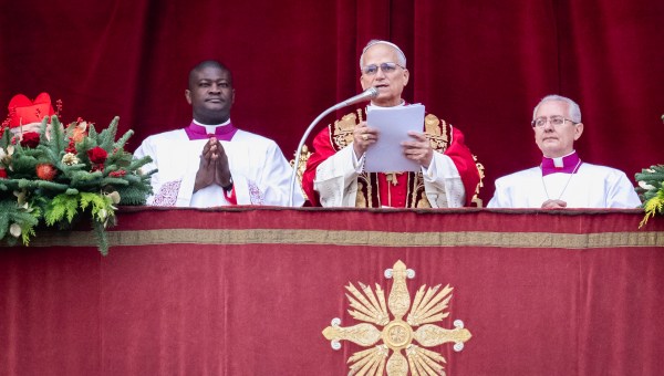 Corner Item Image - WATCH: Pope Leo says ‘Merry Christmas’ in 10 languages