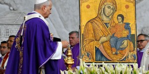 Mary’s miracle and our baptism: Pope reflects on great gifts