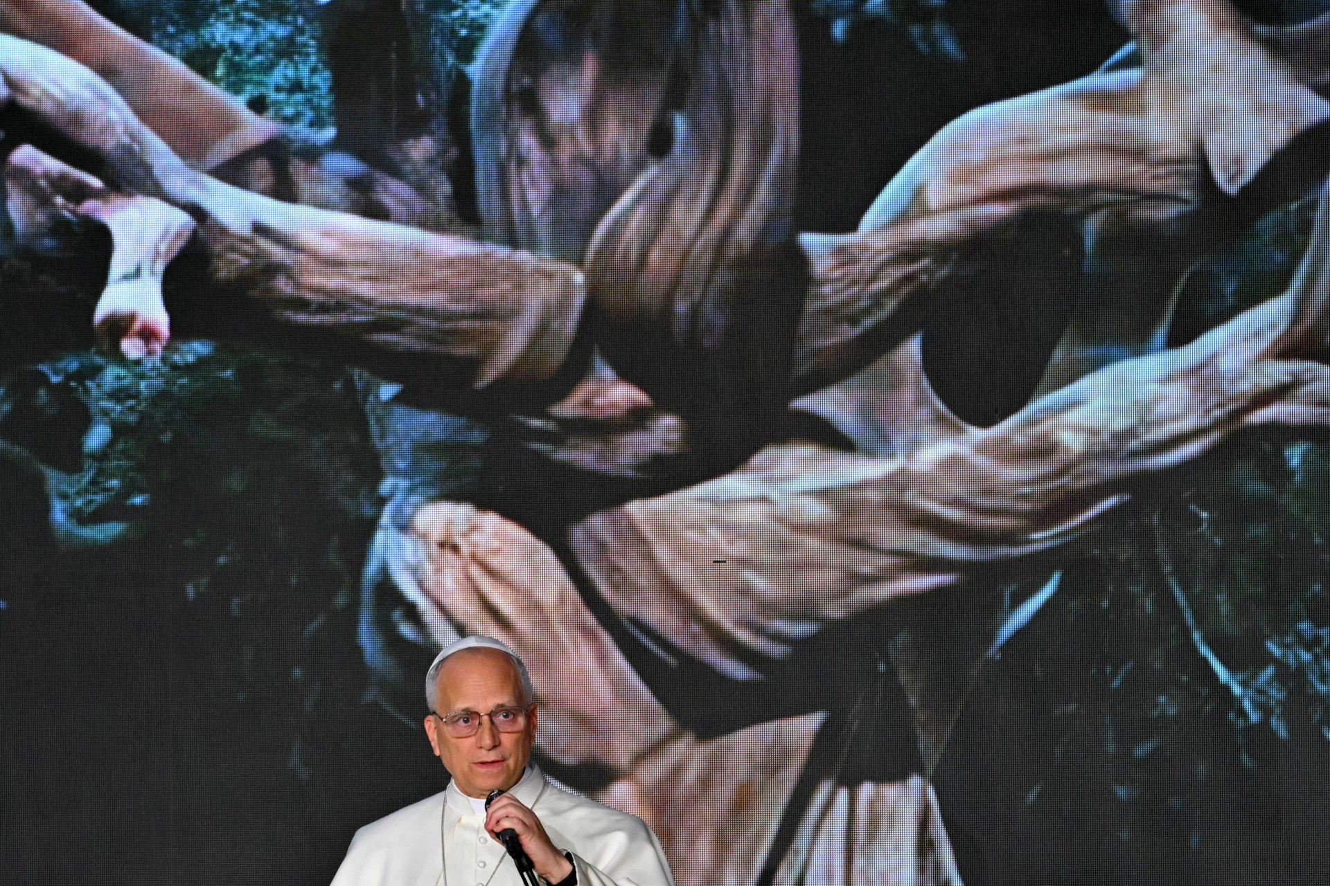 pope-leo-xiv-ecumenical-interreligious-meeting-martyrs-square-central-beirut-lebanon