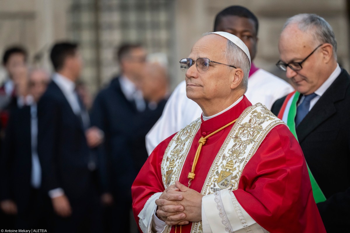 pope-leo-xiv-immaculate-conception-spanish-steps-rome-december-2025
