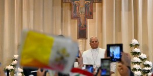 Jesus dwells here: Pope in emotional visit to hospital