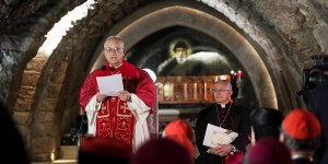 Why is St. Charbel depicted with his eyes closed?
