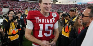 Indiana QB Fernando Mendoza reveals his pre-game routine: prayer