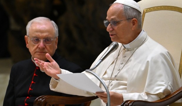 Corner Hero Image - Pope starts Vatican II series with document on Scripture