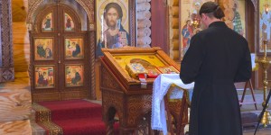 Why Eastern Catholics do not kneel during the Easter season